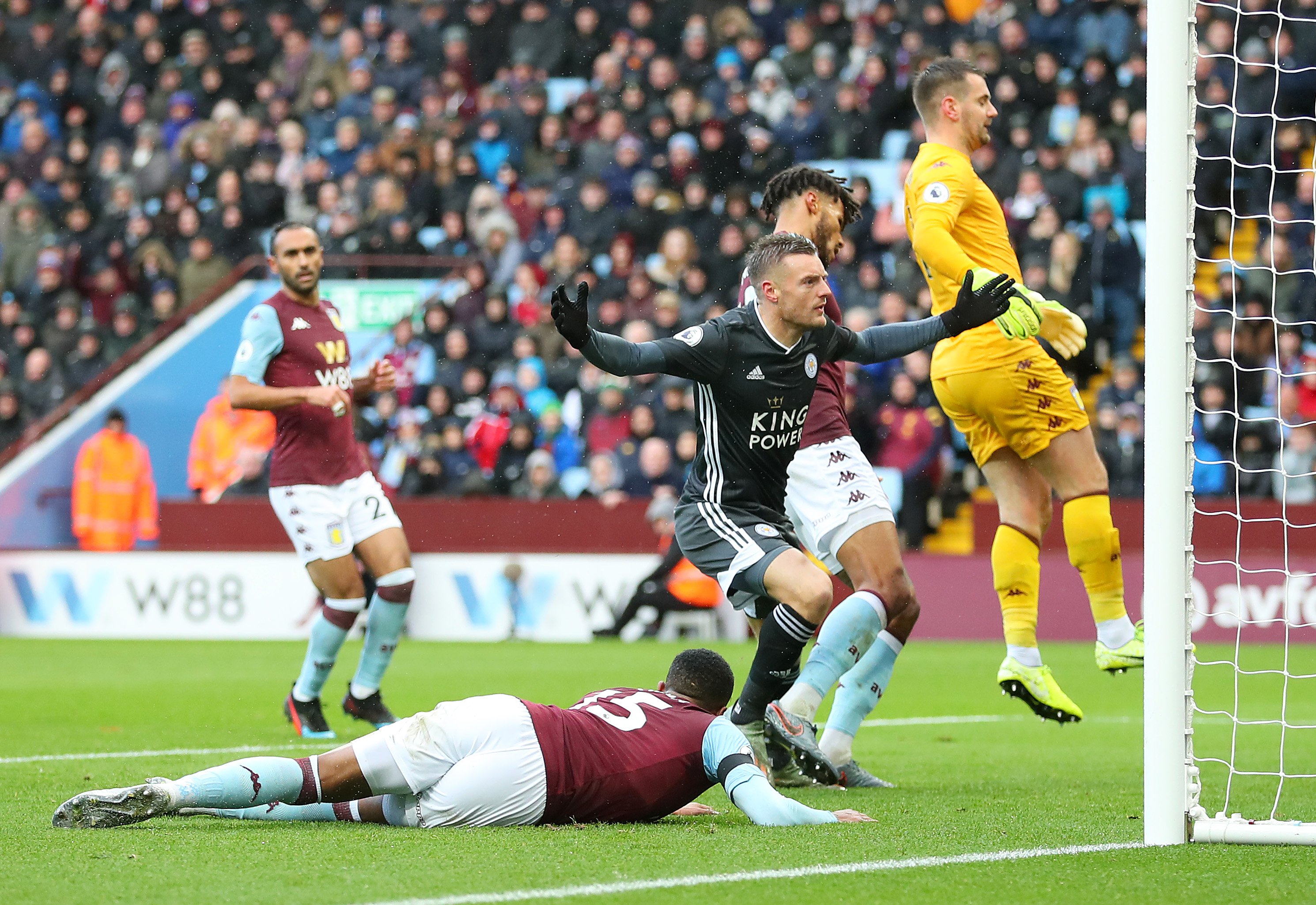 也揭示了在 也揭示了在